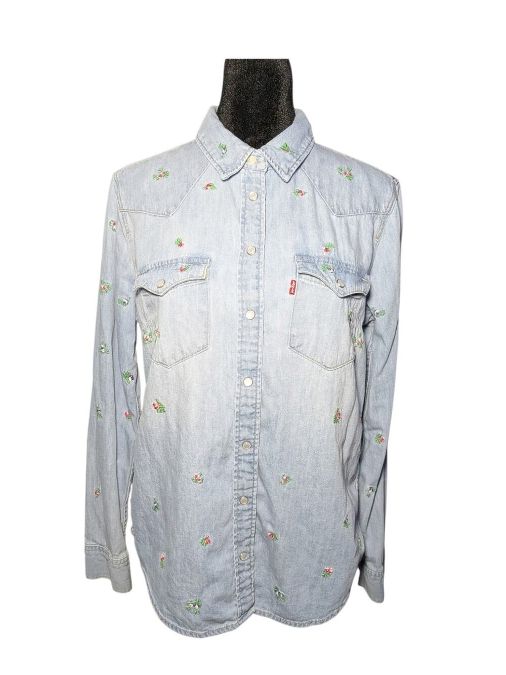 Levi’s Classic Fit Embroidered Floral Denim Western Pearl Snap Shirt Size M